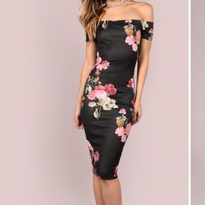 Off Shoulder Black Floral Bodycon Dress